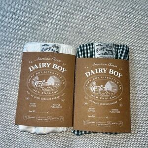 Dairy Boy Women's Boxers - Cream and Green